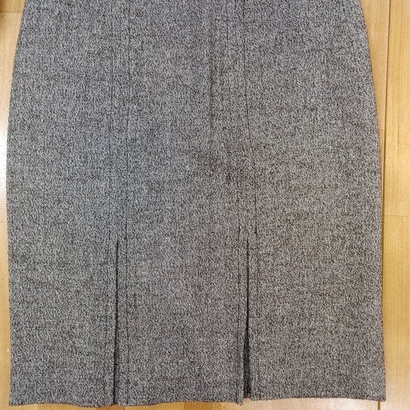 Woman's 3 Piece Suit - Picture 12 of 13